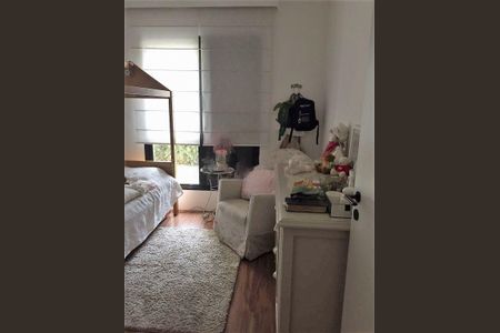 Apartamento à venda com 227m², 3 quartos e 3 vagas