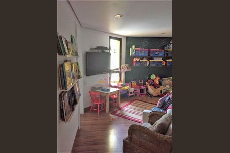 Apartamento à venda com 227m², 3 quartos e 3 vagas