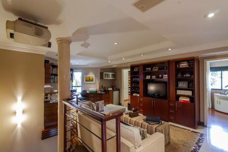 Sala de Tv de apartamento à venda com 4 quartos, 368m² em Paraíso do Morumbi, São Paulo