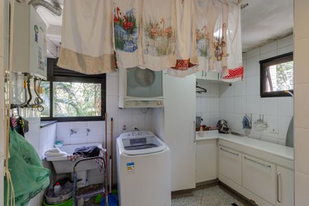 Apartamento à venda com 368m², 4 quartos e 4 vagasÁrea de Serviço