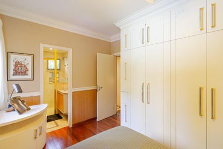 Apartamento à venda com 368m², 4 quartos e 4 vagasSuíte 2