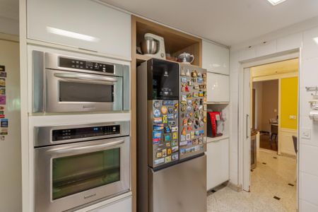 Apartamento à venda com 368m², 4 quartos e 4 vagasCozinha