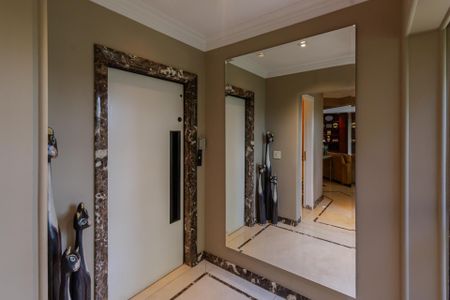 Apartamento à venda com 368m², 4 quartos e 4 vagasHall de entrada