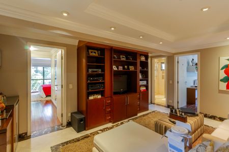 Apartamento à venda com 368m², 4 quartos e 4 vagasSala de Tv