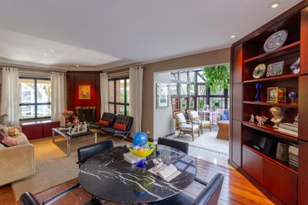 Apartamento à venda com 368m², 4 quartos e 4 vagasSala de Jantar