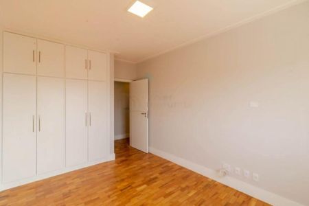 Apartamento à venda com 212m², 4 quartos e 3 vagas