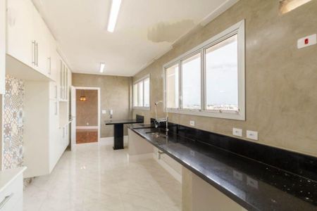 Apartamento à venda com 212m², 4 quartos e 3 vagas