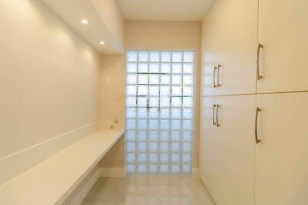 Apartamento à venda com 212m², 4 quartos e 3 vagas