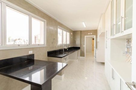 Apartamento à venda com 212m², 4 quartos e 3 vagas
