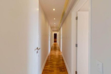 Apartamento à venda com 212m², 4 quartos e 3 vagas