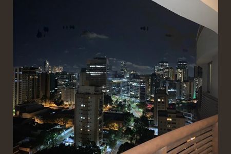 Apartamento à venda com 49m², 1 quarto e 2 vagas