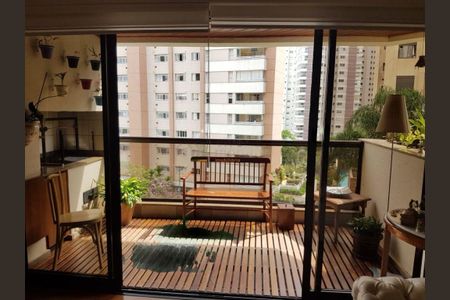 Apartamento à venda com 140m², 4 quartos e 3 vagas