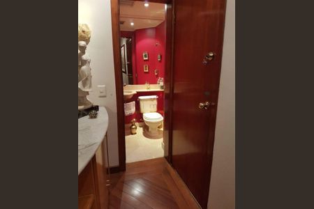 Apartamento à venda com 140m², 4 quartos e 3 vagas