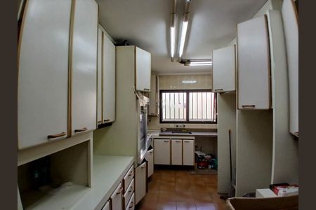 Apartamento à venda com 144m², 4 quartos e 3 vagas