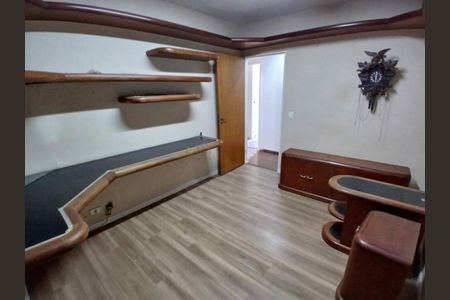 Apartamento à venda com 144m², 4 quartos e 3 vagas