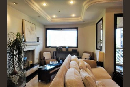 Apartamento à venda com 152m², 4 quartos e 3 vagas