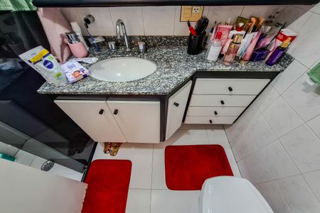 Apartamento à venda com 69m², 2 quartos e 2 vagas Apartamento à venda com 69m², 2 quartos e 2 vagasBanheiro Suíte