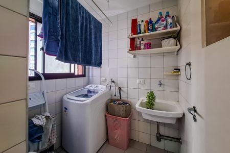 Apartamento à venda com 69m², 2 quartos e 2 vagas Apartamento à venda com 69m², 2 quartos e 2 vagasÁrea de serviço