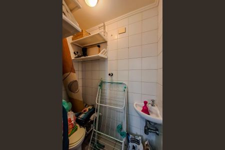 Apartamento à venda com 69m², 2 quartos e 2 vagas Apartamento à venda com 69m², 2 quartos e 2 vagasÁrea de serviço