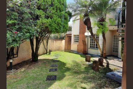 Casa à venda com 350m², 4 quartos e 4 vagas