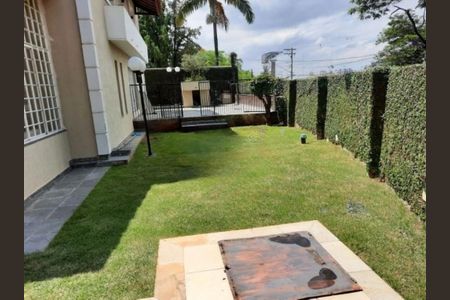 Casa à venda com 350m², 4 quartos e 4 vagas