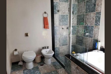 Casa à venda com 350m², 4 quartos e 4 vagas