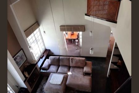 Casa à venda com 350m², 4 quartos e 4 vagas