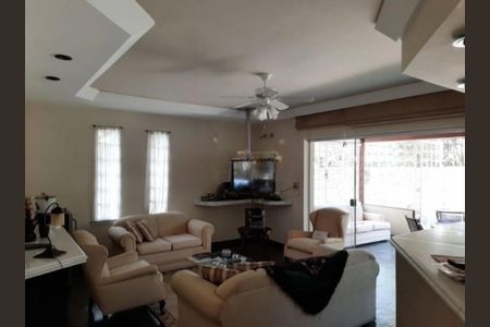Casa à venda com 350m², 4 quartos e 4 vagas