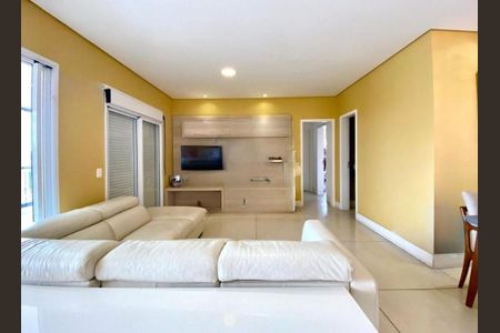 Apartamento para alugar com 159m², 3 quartos e 3 vagas