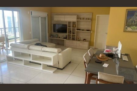 Apartamento para alugar com 159m², 3 quartos e 3 vagas