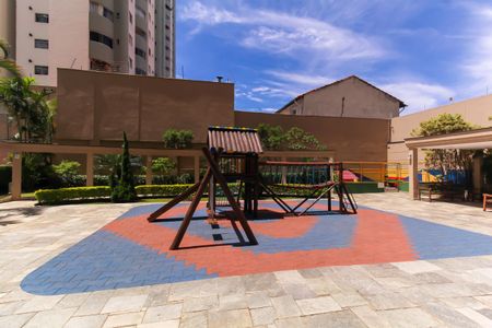 Apartamento à venda com 126m², 3 quartos e 2 vagasÁrea comum - Playground