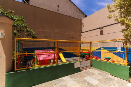 Apartamento à venda com 126m², 3 quartos e 2 vagasÁrea comum - Playground