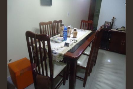 Casa à venda com 180m², 3 quartos e 2 vagas