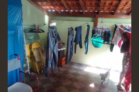 Casa à venda com 180m², 3 quartos e 2 vagas