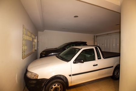 Casa à venda com 509m², 5 quartos e 5 vagas Casa à venda com 509m², 5 quartos e 5 vagasGaragem