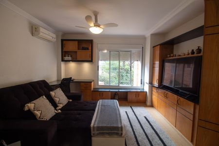 Casa à venda com 509m², 5 quartos e 5 vagas Casa à venda com 509m², 5 quartos e 5 vagasSuíte 4