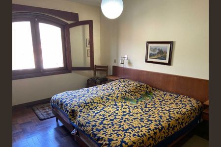 Casa à venda com 350m², 3 quartos e 4 vagas