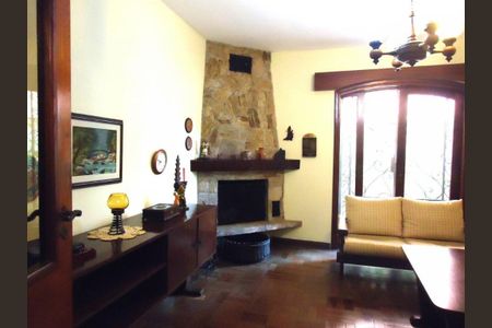 Casa à venda com 350m², 3 quartos e 4 vagas