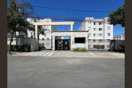 Apartamento para alugar com 50m², 2 quartos e 1 vaga Apartamento para alugar com 50m², 2 quartos e 1 vagaFachada