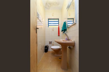 Casa à venda com 190m², 3 quartos e 4 vagasLavabo