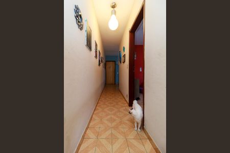 Casa à venda com 190m², 3 quartos e 4 vagasCorredor