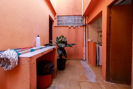 Casa à venda com 190m², 3 quartos e 4 vagasQuintal