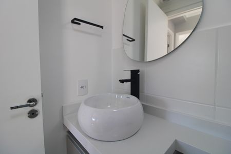 Apartamento para alugar com 37m², 2 quartos e sem vagaBanheiro