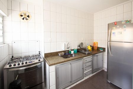 Casa à venda com 180m², 3 quartos e 2 vagasCozinha