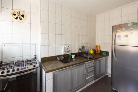 Casa à venda com 180m², 3 quartos e 2 vagasCozinha