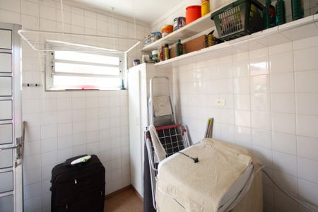 Casa à venda com 180m², 3 quartos e 2 vagasÁrea de Serviço