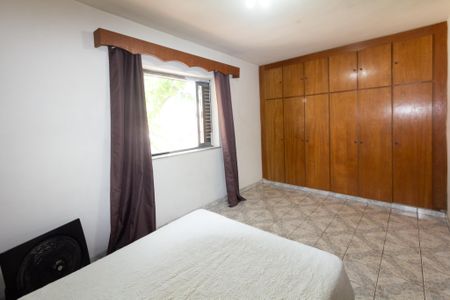 Casa à venda com 180m², 3 quartos e 2 vagasQuarto 1