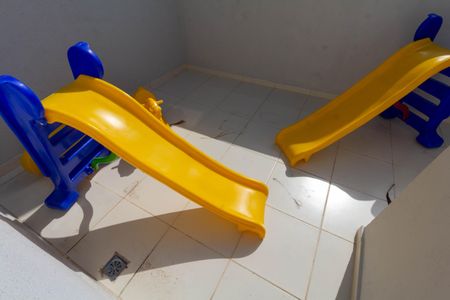 Studio para alugar com 30m², 1 quarto e 1 vaga Studio para alugar com 30m², 1 quarto e 1 vagaÁrea comum - Playground