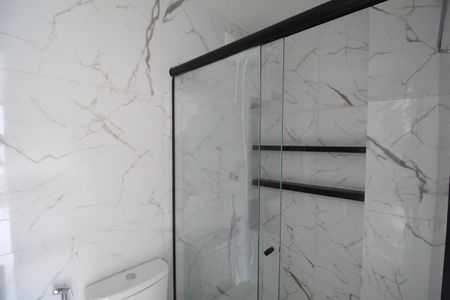 Apartamento para alugar com 75m², 2 quartos e sem vagaBanheiro da suíte