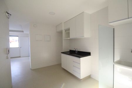 Apartamento para alugar com 75m², 2 quartos e sem vagaCozinha